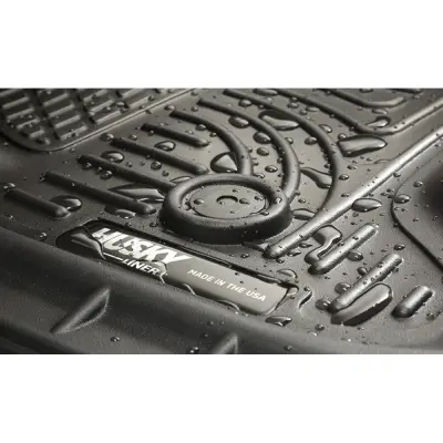 Husky Liners - Tapetes Husky Weatherbeater 1ra y 2da Fila para Hilux 16 - 25