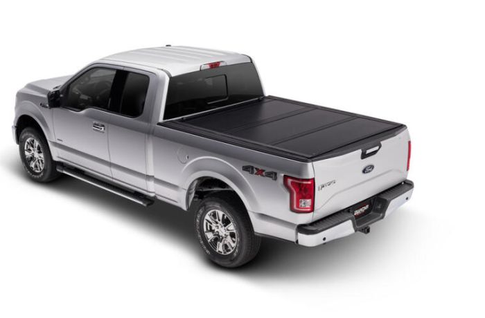 Undercover - Tapa plegable Ultra Flex 5.6' para F-150 / Lobo 04-14 Sup Crew