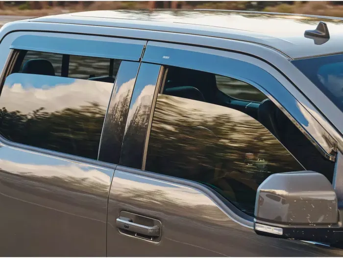 Husky Liners - Deflector de ventana ventivisor de perfil bajo Smoke para Escape 20 - 25