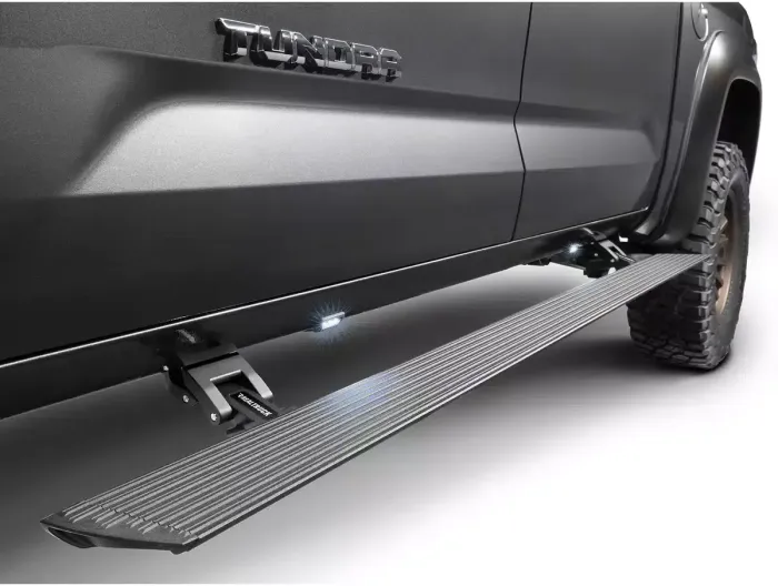 Realtruck - Estribos Electricos Voltstep Ngo Text para Amarok 11-24 Dob Cab