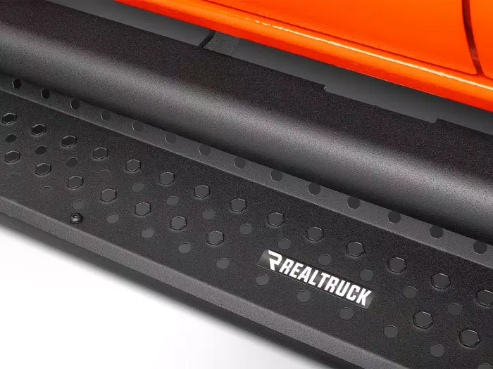 Realtruck - Estribos Dominator D1 para Multiples Aplicaciones