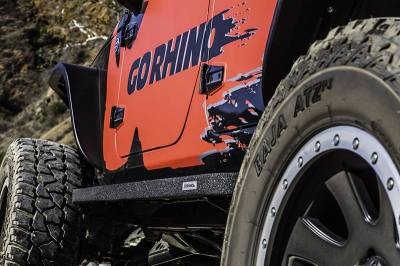 Go Rhino - Estribos RB10 68" Pol para Wrangler JK 07-18 (4 puertas) - Image 1