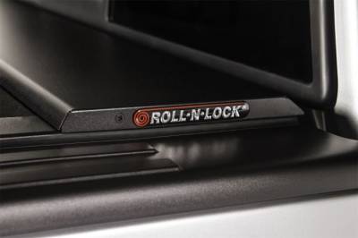 Roll N Lock - Tapa Retractil Serie M  Ram 1500 (con Rambox) 19-24 5.7" Crew Cab - Image 2