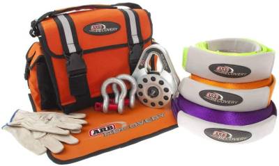 ARB Premium Recovery Kit (Bolsa, Polea, Grilletes, Guantes, Eslinga y Protector de Arbol)