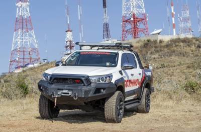 Parrilla frontal para Hilux 21-25