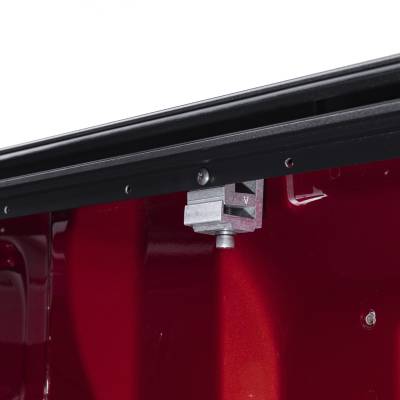 Roll N Lock - Tapa Retráctil Serie M para Tundra 22 - 24 5.7' Dob Cab - Image 14