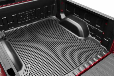 Rugged Liner  - Bedliner Rugged Liner Bajo Riel de 5' 5 Para F-150 / Lobo 21-24 Crew Cab - Image 10