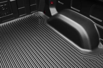 Rugged Liner  - Bedliner Bajo Riel de 5' 8 Silverado 1500 19-25 Crew Cab - Image 8