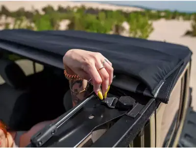 Rugged Ridge - Toldo Suave Voyager Rugged Ridge para Wrangler JL 4D 18-25 (4 puertas) - Image 11