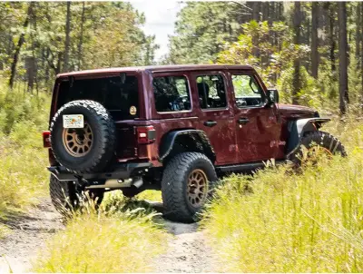 Rugged Ridge - Relocalizador de Placa Rugged Ridge para Wrangler JL / Gladiator 18-25 2D/4D - Image 6