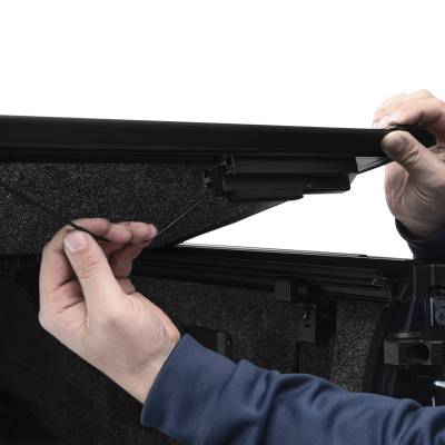 Undercover - Tapa Plegable Ultra Flex 4.4' para Maverick 22-24 - Image 15