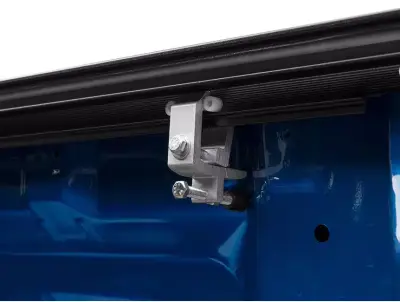 Retrax - Tapa Retractil RetraxOne Trax Rail 5' para Amarok 10-24 - Image 9