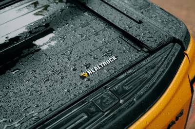 Realtruck - Tapa retractil Manual EVOm de 5.10' para Silverado 1500 19 - 24 - Image 5