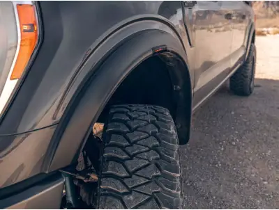 Husky Liners - Cantonera RVL para F-150/Lobo 21 - 25 - Image 4