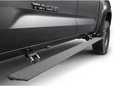 Realtruck - Estribos Electricos Voltstep Ngo Text para Amarok 11-24 Dob Cab - Image 2