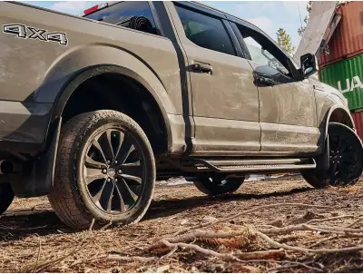 Husky Liners - Cantonera OE-Style para Land Cruiser 98 - 07 - Image 6