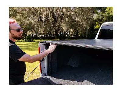 Undercover - Tapa Retractil Gator Recoil de 5.5' para F-150 / Lobo 21 - 25 - Image 5