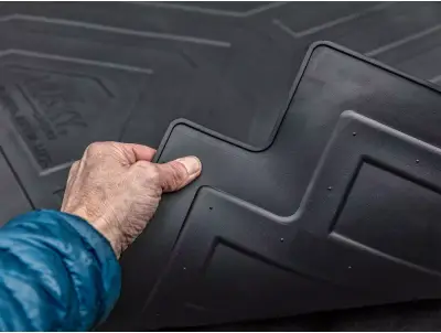 Husky Liners - Husky Heavy Duty Bed Mat de 6.4' para Ram 1500 19 - 25 (Sin Rambox) - Image 5