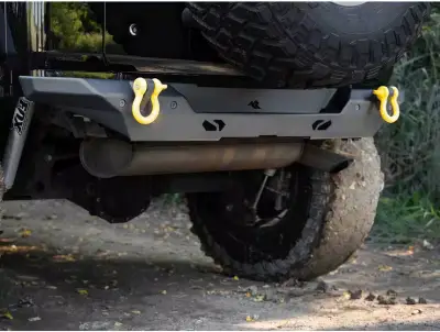 Rugged Ridge - Defensa Trasera XOR para Wrangler JK 07 - 18 - Image 5