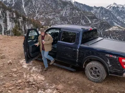 AMP Research - Estribos Electricos Powerstep AMP Plug & Play para Colorado 23 - 25 - Image 7