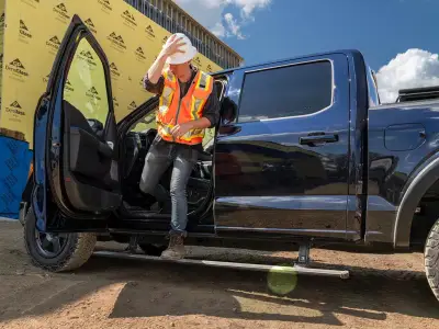 AMP Research - Estribos Electricos Powerstep AMP Plug & Play para Tacoma 24 - 25 - Image 8