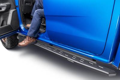 Realtruck - Estribos RB30 Slim Ngo Text de 80" para BYD Shark 24 - 26 - Image 3