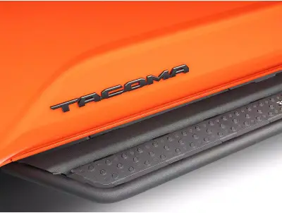 Realtruck - Estribos Dominator D6 para Silverado / Sierra 1500 19-24 - Image 2