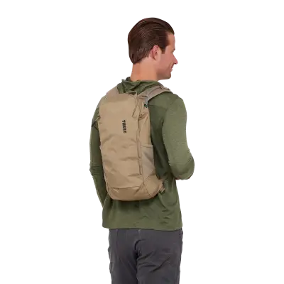 Thule - Mochila de Hidratación Thule AllTrail 10L color Caqui - Image 3